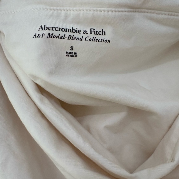 Abercrombie & Fitch Drape Neck Blouse - Picture 4 of 5